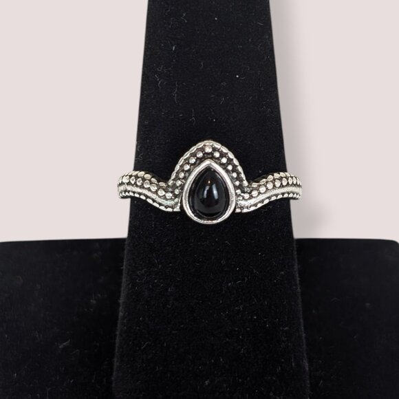 (3/$20) Black Tear Cabochon Dot Ring - Picture 1 of 6
